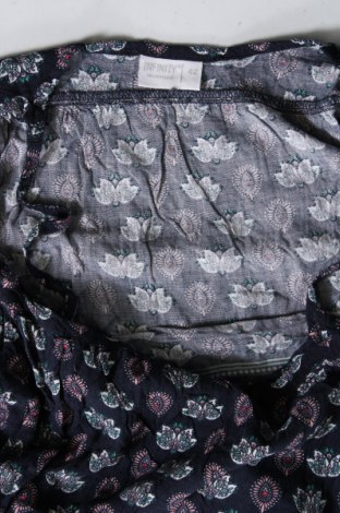 Γυναικεία μπλούζα Infinity Woman, Μέγεθος L, Χρώμα Πολύχρωμο, Τιμή 11,75 €