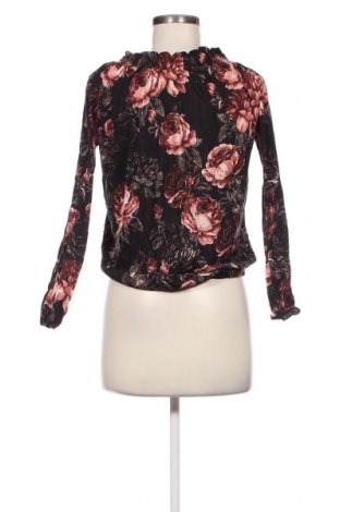 Γυναικεία μπλούζα Lindex, Μέγεθος XS, Χρώμα Πολύχρωμο, Τιμή 2,23 €