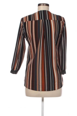 Дамска блуза Lola Liza, Размер XS, Цвят Многоцветен, Цена 5,28 лв.
