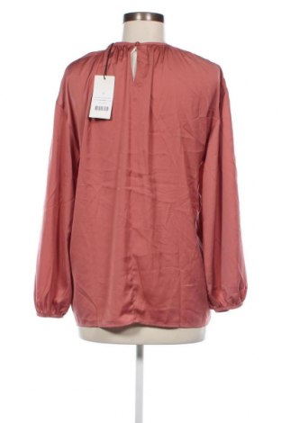 Damen Shirt NA-KD, Größe S, Farbe Aschrosa, Preis 7,52 €
