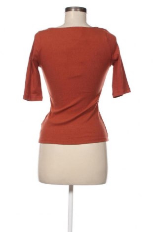 Γυναικεία μπλούζα Naf Naf, Μέγεθος S, Χρώμα Καφέ, Τιμή 4,82 €