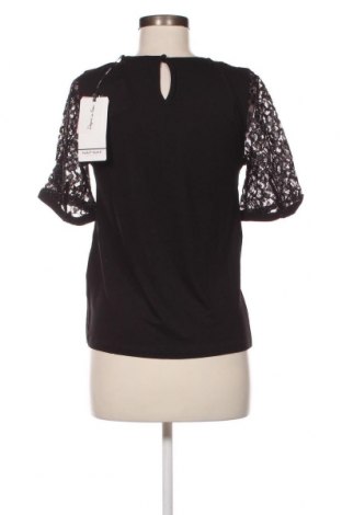 Damen Shirt Naf Naf, Größe M, Farbe Schwarz, Preis 37,11 €
