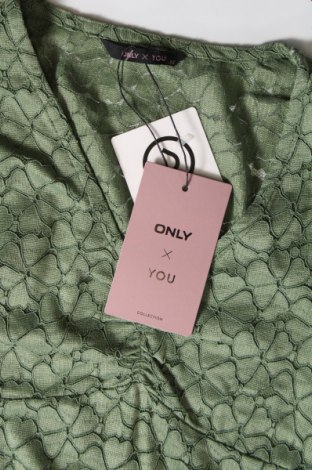 Γυναικεία μπλούζα ONLY, Μέγεθος XS, Χρώμα Πράσινο, Τιμή 4,12 €