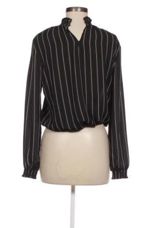 Γυναικεία μπλούζα Pigalle, Μέγεθος M, Χρώμα Πολύχρωμο, Τιμή 3,29 €