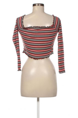 Γυναικεία μπλούζα Pretty Little Thing, Μέγεθος M, Χρώμα Πολύχρωμο, Τιμή 2,12 €
