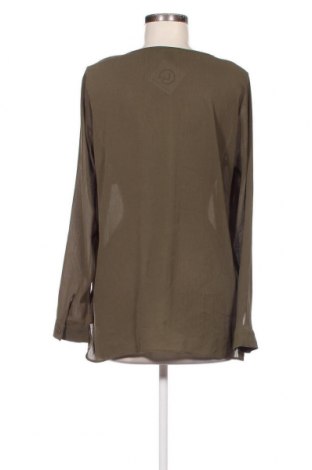 Дамска блуза Primark, Размер M, Цвят Бежов, Цена 4,94 лв.