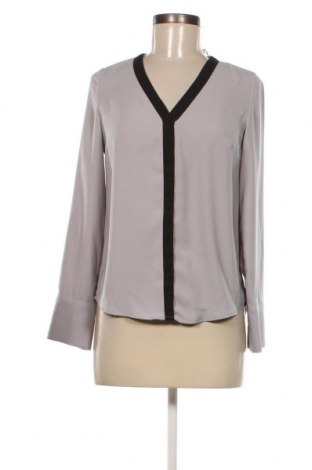 Γυναικεία μπλούζα Primark, Μέγεθος XS, Χρώμα Γκρί, Τιμή 3,29 €