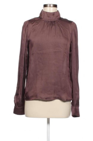Дамска блуза Pulz Jeans, Размер XS, Цвят Кафяв, Цена 7,92 лв.