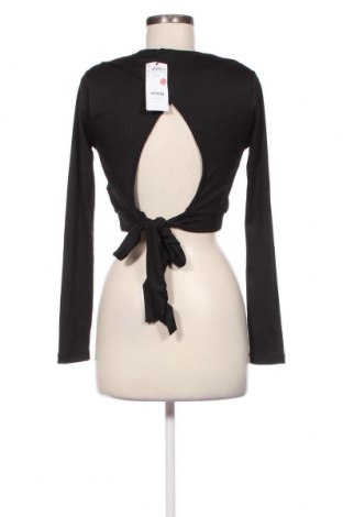 Дамска блуза Sinsay, Размер M, Цвят Черен, Цена 11,25 лв.