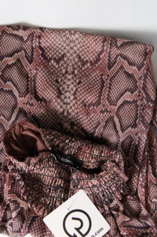 Damen Shirt Trendyol, Größe M, Farbe Mehrfarbig, Preis 2,51 €
