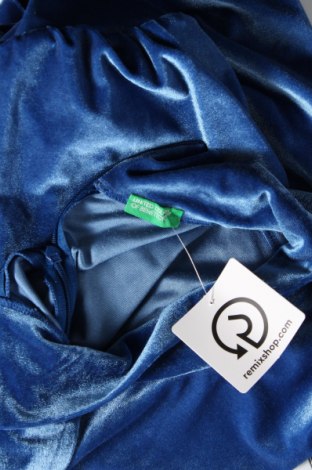 Дамска блуза United Colors Of Benetton, Размер XS, Цвят Син, Цена 9,78 лв.