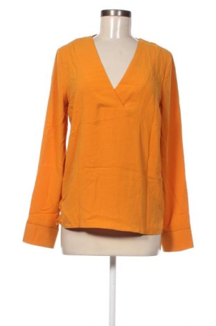 Дамска блуза VILA, Размер S, Цвят Жълт, Цена 4,05 лв.