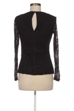 Дамска блуза VILA, Размер S, Цвят Черен, Цена 4,50 лв.