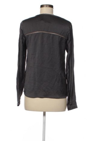 Damen Shirt VILA, Größe XS, Farbe Grau, Preis € 2,61