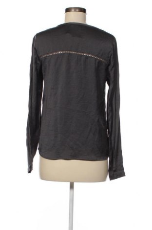 Damen Shirt VILA, Größe XS, Farbe Grau, Preis € 5,49