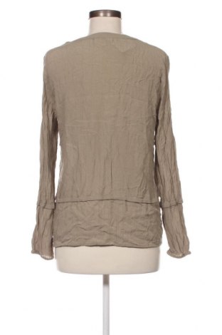 Γυναικεία μπλούζα VILA, Μέγεθος M, Χρώμα Πράσινο, Τιμή 2,60 €