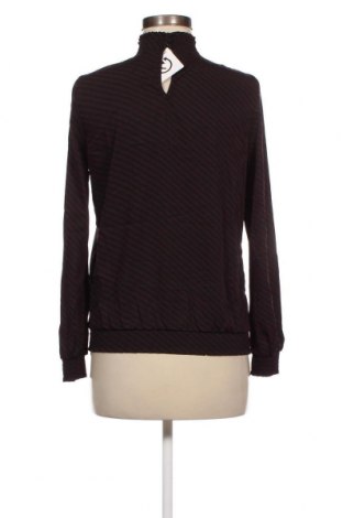 Damen Shirt Vero Moda, Größe S, Farbe Mehrfarbig, Preis 2,19 €