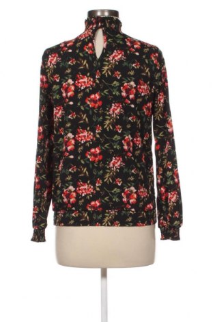 Damen Shirt Vero Moda, Größe S, Farbe Mehrfarbig, Preis 2,40 €