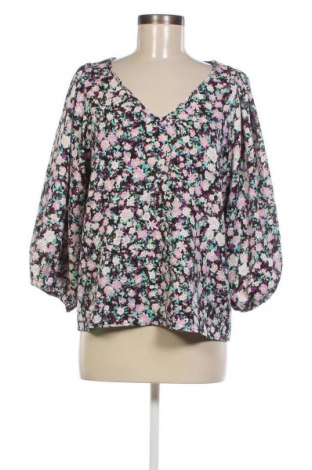 Γυναικεία μπλούζα Vero Moda, Μέγεθος M, Χρώμα Πολύχρωμο, Τιμή 4,27 €