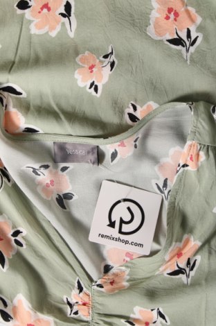 Γυναικεία μπλούζα Yessica, Μέγεθος M, Χρώμα Πολύχρωμο, Τιμή 1,80 €