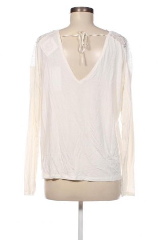 Damen Shirt ZAPA, Größe L, Farbe Weiß, Preis 77,32 €