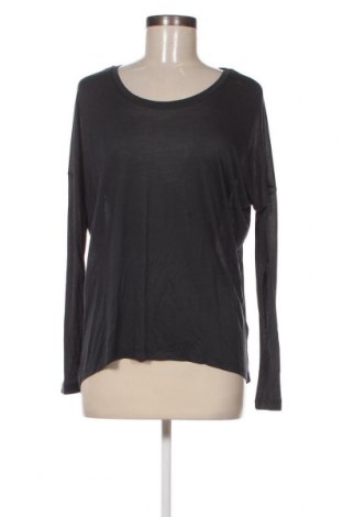 Γυναικεία μπλούζα mbyM, Μέγεθος XS, Χρώμα Γκρί, Τιμή 3,06 €