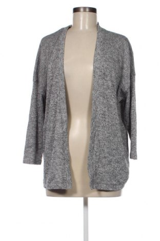 Damen Strickjacke Pull&Bear, Größe M, Farbe Grau, Preis 7,06 €