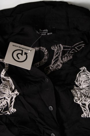 Γυναικείο πουκάμισο Bershka, Μέγεθος XS, Χρώμα Μαύρο, Τιμή 8,10 €