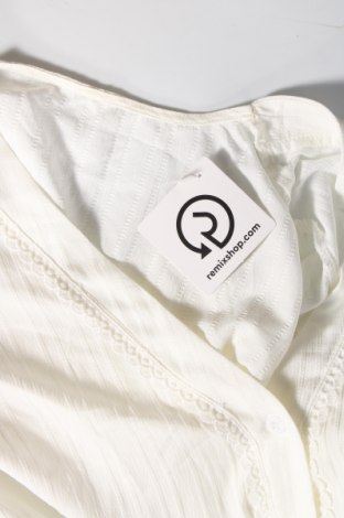 Γυναικείο πουκάμισο SHEIN, Μέγεθος S, Χρώμα Λευκό, Τιμή 4,64 €
