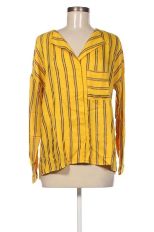 Γυναικείο πουκάμισο VILA, Μέγεθος M, Χρώμα Κίτρινο, Τιμή 4,74 €