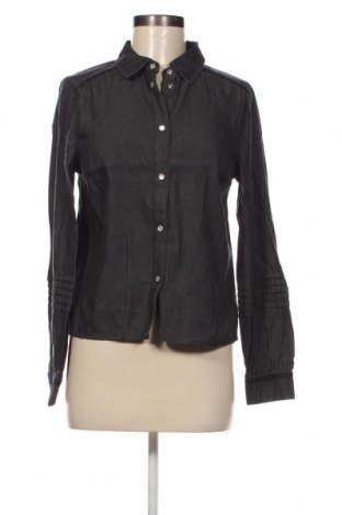 Γυναικείο πουκάμισο VILA, Μέγεθος XS, Χρώμα Γκρί, Τιμή 4,95 €