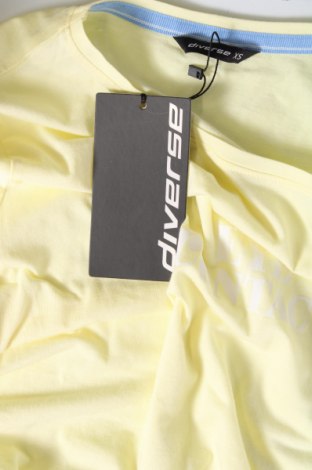 Γυναικείο t-shirt Diverse, Μέγεθος XS, Χρώμα Κίτρινο, Τιμή 4,98 €