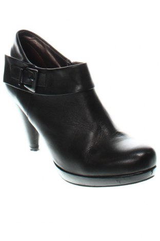 Дамски обувки Bata, Размер 40, Цвят Черен, Цена 44,00 лв.