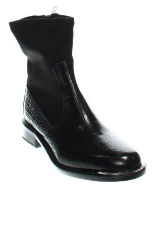 Botine de damă Melvin & Hamilton, Mărime 37, Culoare Negru, Preț 450,00 Lei