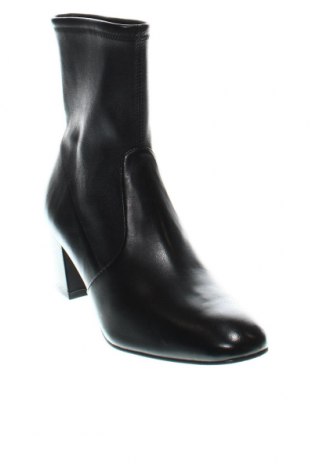 Dámské boty  Stuart Weitzman, Velikost 39, Barva Černá, Cena  12 470,00 Kč