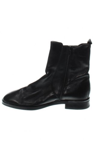 Dámské boty  Tamaris, Velikost 40, Barva Černá, Cena  351,00 Kč