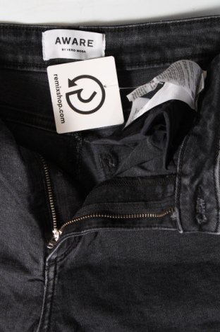 Dámske džínsy  Aware by Vero Moda, Veľkosť S, Farba Sivá, Cena  4,36 €