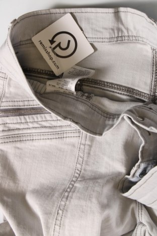 Damen Jeans Bogner, Größe M, Farbe Grau, Preis 12,24 €