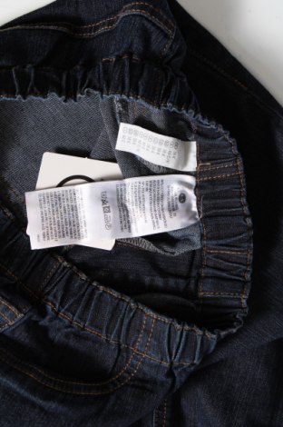 Dámské džíny  C&A, Velikost M, Barva Modrá, Cena  97,00 Kč