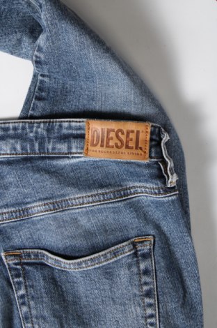 Damskie jeansy Diesel, Rozmiar M, Kolor Niebieski, Cena 119,40 zł