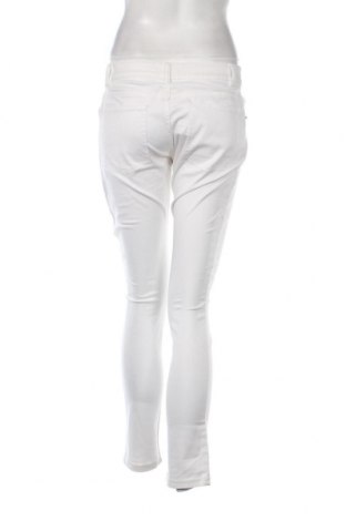 Damen Jeans East West, Größe S, Farbe Weiß, Preis 24,46 €