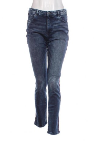 Γυναικείο Τζίν Edc By Esprit, Μέγεθος M, Χρώμα Μπλέ, Τιμή 3,95 €