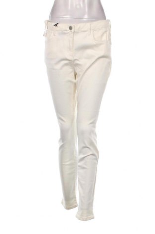 Γυναικείο Τζίν Marks & Spencer, Μέγεθος XL, Χρώμα Λευκό, Τιμή 10,35 €