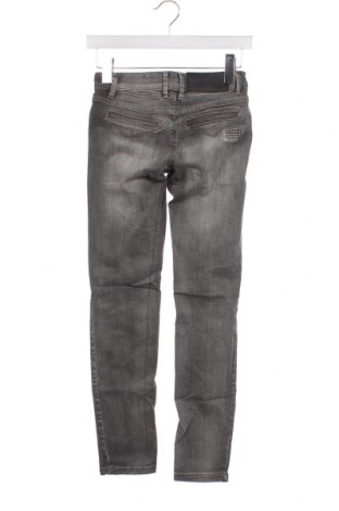 Dámske džínsy  Outfitters Nation, Veľkosť M, Farba Sivá, Cena  3,45 €