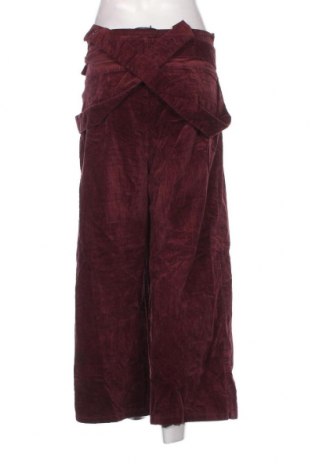 Γυναικείο κοτλέ παντελόνι Bershka, Μέγεθος M, Χρώμα Βιολετί, Τιμή 5,20 €