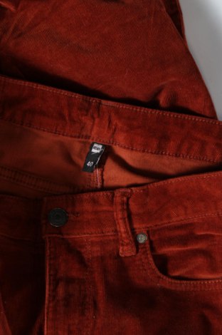 Дамски джинси Hema, Размер M, Цвят Кафяв, Цена 7,54 лв.