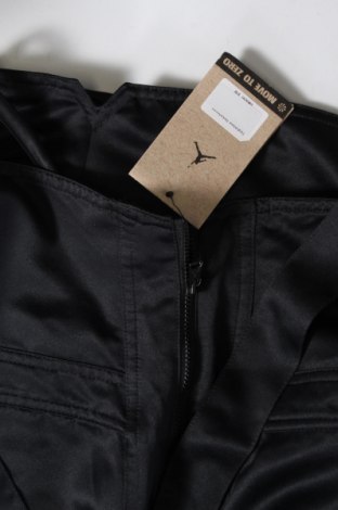 Дамски гащеризон Air Jordan Nike, Размер L, Цвят Черен, Цена 180,40 лв.