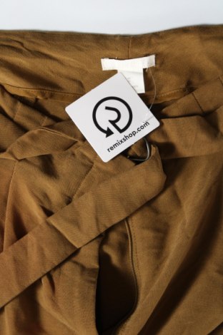 Дамски къс панталон H&M, Размер L, Цвят Зелен, Цена 15,00 лв.