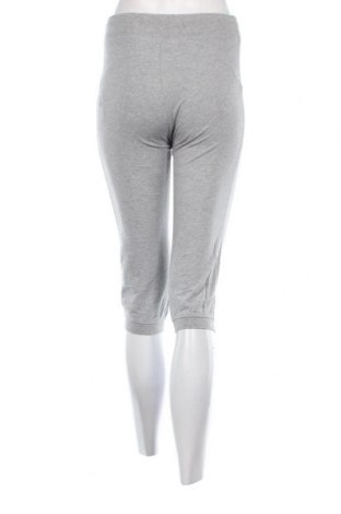 Dámske kraťasy  H&M Sport, Veľkosť XS, Farba Sivá, Cena  5,60 €