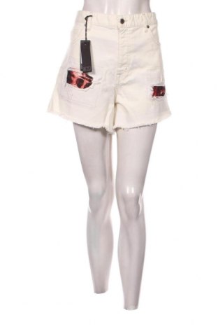 Γυναικείο κοντό παντελόνι Just Cavalli, Μέγεθος XL, Χρώμα Λευκό, Τιμή 79,79 €